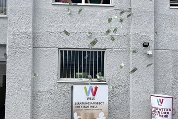 Spielsuchtberatung Geldwurf
