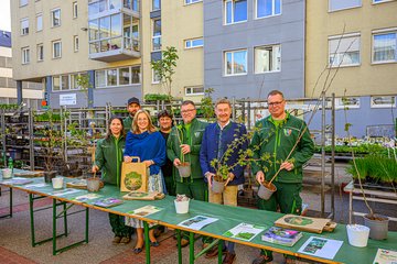 Stadtgärtnerei Tag des Baumes Wochenmarkt