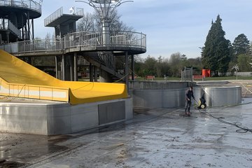 Welldorado Freibad Vorbereitungsarbeiten