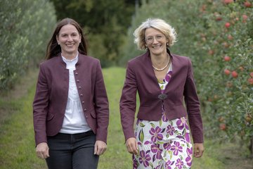 Wochenmarkt Suppen Bäuerinnen Gisela Weiss und Margit Ziegelbäck © Martin Kienesberger