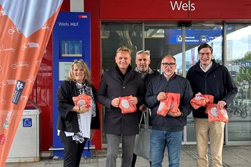 Frückstückssackerl Hauptbahnhof Schinninger Ganzert