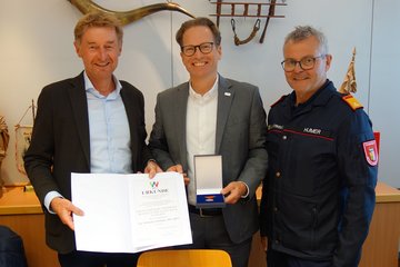 Feuerwehr Verdienstmedaille Nöstlinger Kroiß Humer