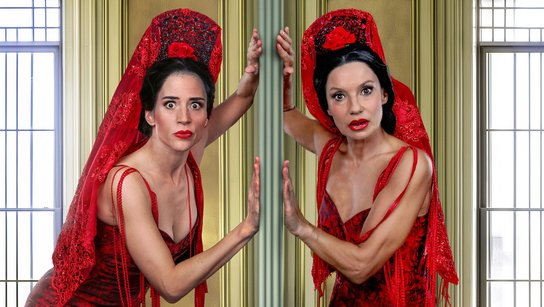 Carmen darf nicht platzen © Sam Madwar