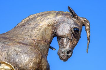 Volksgarten Neu Pferdeskulptur Mai 2026