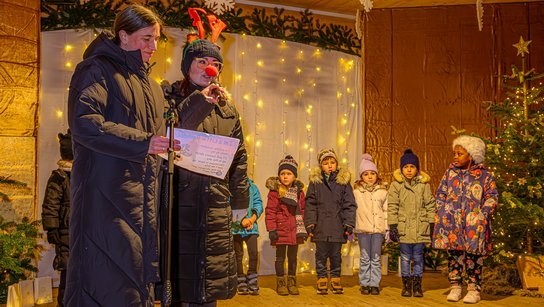 Kindergarten Negrellistraße Aufführung Weihnachtswelt