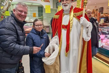 Nikolaus Wochenmarkt