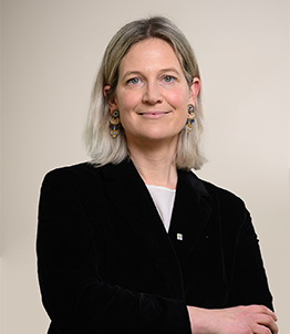 Portrait Stabstellenleiterin Mag. Johanna Franzmayr