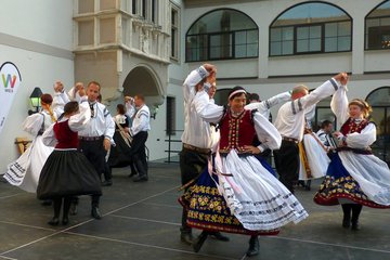 Siebenbürger Volkstanzgruppe © Privat