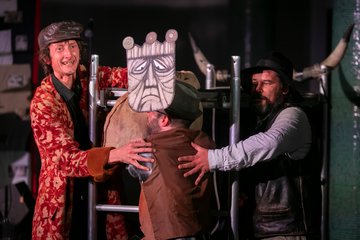 Teatro Matita Hatchet © Miha Fras