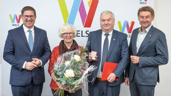 Ehrung Dr. Kalliauer