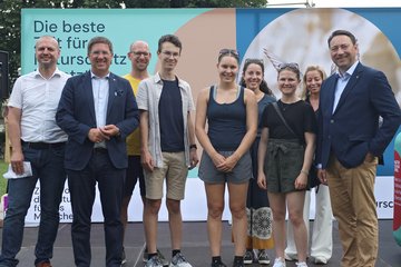 Umweltschutzpreis 2025 Haimbuchner Rabl Rammerstorfer © Land OÖ Daniel Kauder