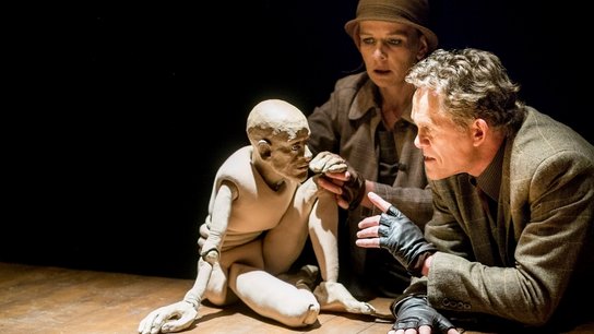 Figurentheaterfestival: Freaks und Fremde - Der Bau