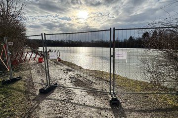 Sperre Freizeitanlage Teich