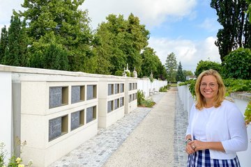 Stadtfriedhof Urnengang Neu