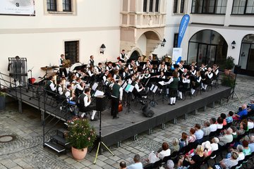 Burggartenkonzerte 2025