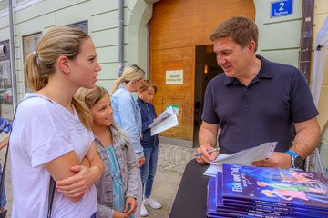 Wels Kinderbuch Zeugnisgeschenk Rabl