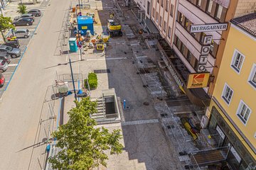 Kaiser Josef Platz Mitte West Baustelle Juni 2026