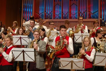 Bruckner mit Horn © Hubert Ecklbauer
