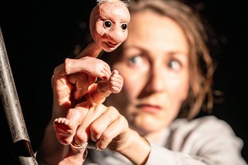 La Pendula Frau Hirschberg © Siemon Siefert