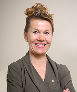 Portrait Stabstellenleiterin Stadtrechnungshofdirektor SenR. Mag. Manuela Hofer